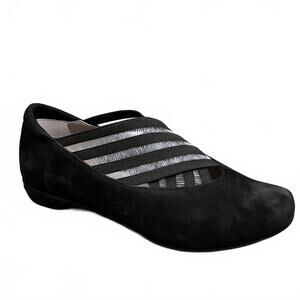 NEW BELLA COMFORTO women's camelia shoes in black